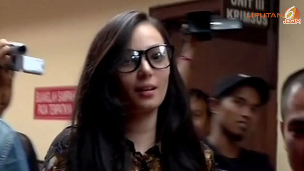 asmirandah-2-131211b.jpg