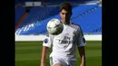 Kabarnya Los Merengues harus merogoh kocek hingga 14 juta Euro (195 miliar Rupiah) untuk mendapatkan Lucas Silva dari Cruzeiro, Madrid, Senin (26/1/2015). (AFP Photo/Pierre P Marcao)