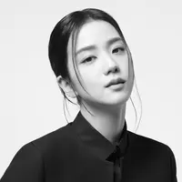 Intip penampilan klasik Jisoo BLACKPINK tenteng Lady 95.22 (Dior)