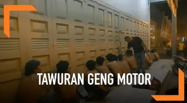 Dua kelompok remaja bersenjata nyaris baku hantam di Deli Serdang Kamis (24/5) dini hari. Beruntung tawuran antar geng motor itu bisa digagalkan polisi.