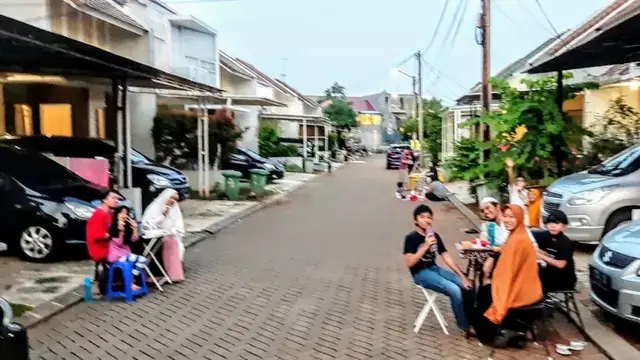 cara unik buka puasa bersama physical distancing