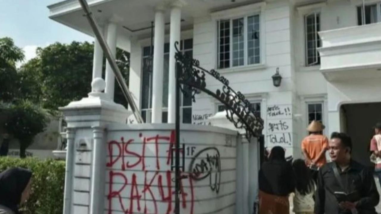 Satu Tersangka Kasus Penjarahan Rumah Uya Kuya Ternyata Anak di Bawa Umur, Curi Kucing dan Sofa