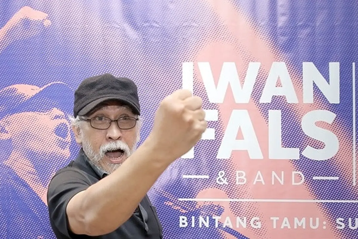 Ulang Tahun ke-58, Ini 7 Potret Transformasi Iwan Fals