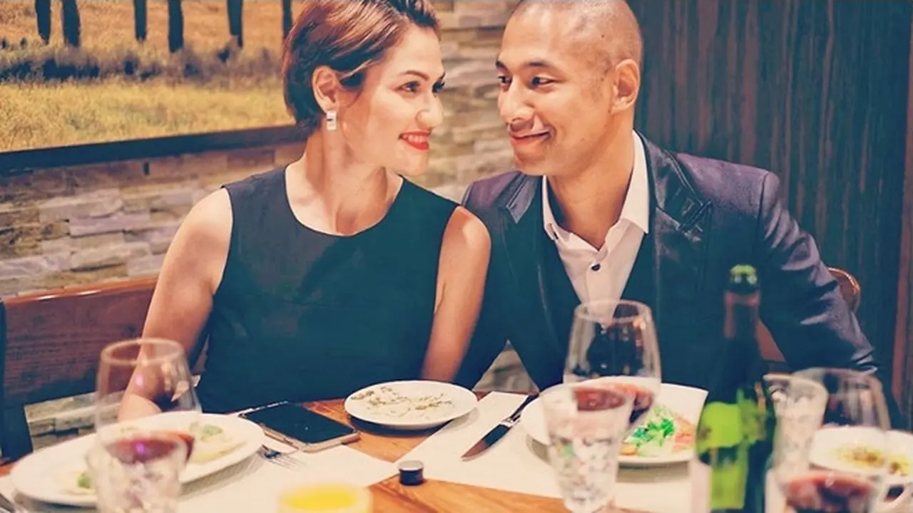10 Tahun Menikah, Ini 7 Potret Mesra Marcell Siahaan dan Rima Melati