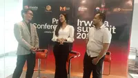 Wakil Ketua Kemitraan IRWATA, Baby Kristami (tengah)