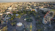 Suasana taman hiburan yang terlihat ramai dipenuhi pengunjung selama liburan Idul Adha di Baghdad. (AP Photo/Hadi Mizban)