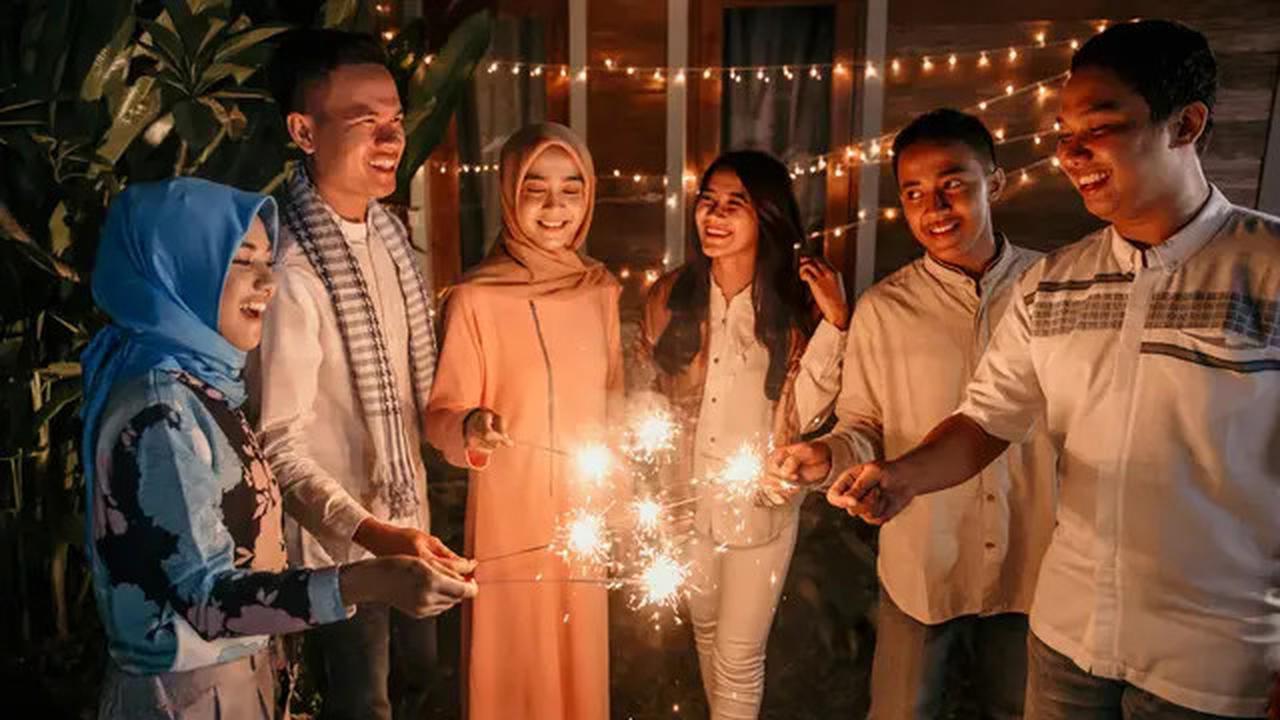 7 Inspirasi Foto Keluarga Saat Lebaran, Cocok Diunggah di Media Sosial