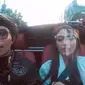 Atta Halilintar dan Aurel Hermansyah beli mobil nikah. (Sumber: YouTube/Atta Halilintar)