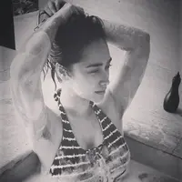 Alexandra Gottardo dengan bulu ketiak (Instagram)