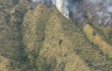 4 Hari Usai Insiden Flare Foto Prewedding, Api Masih Menyala di Bukit Teletubbies & Kepulan Asap Tebal