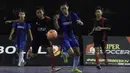 Kerasnya laga pada Grand Final Super Soccer Futsal Battle 2017 di Bintaro Xchange, Tangerang, Sabtu (21/10/2017). Sebanyak 24 tim terbaik bersaing ketat untuk menjadi yang terbaik. (Bola.com/Vitalis Yogi Trisna)