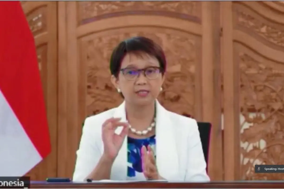 Menlu Retno Marsudi dalam sambutannya pada konferensi internasional bertajuk "The First Meeting of the International Forum on Covid-19 Vaccine Cooperation", yang diselenggarakan secara virtual pada tanggal 5 Agustus 2021.