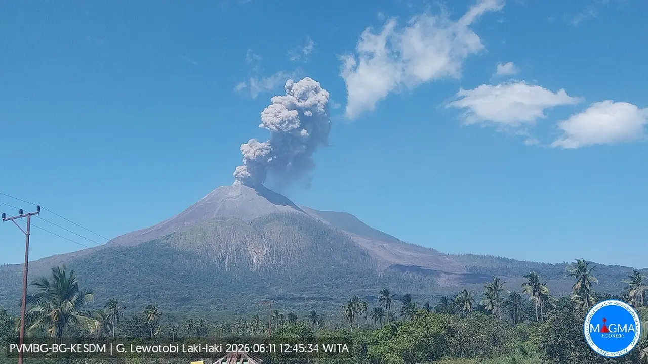 Gunung Lewotobi Laki-Laki