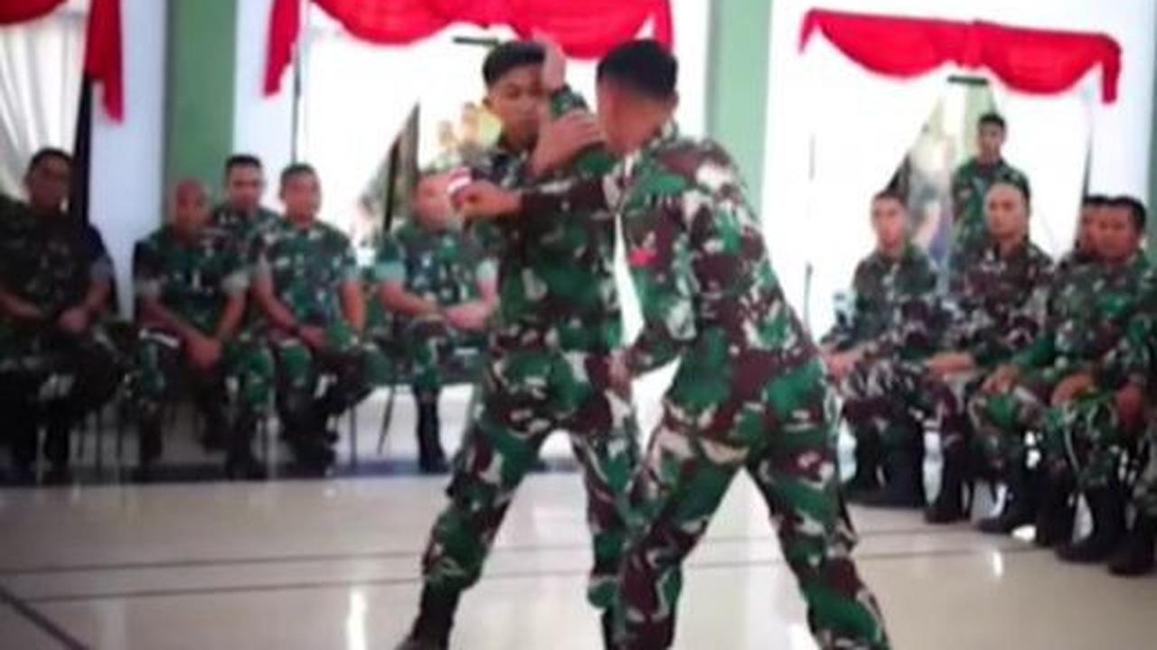Letjen Agus Subiyanto awalnya merasa penasaran dengan prajuritnya. Dirinya pun ingin melihat kemampuan bela diri dari dua orang prajurit Tamtama dengan pangkat Prajurit Satu (Pratu).