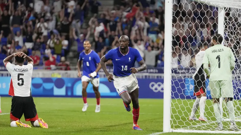 Foto: Jean-Philippe Mateta Borong 2 Gol, Timnas Prancis Melaju ke Partai Final Olimpiade 2024