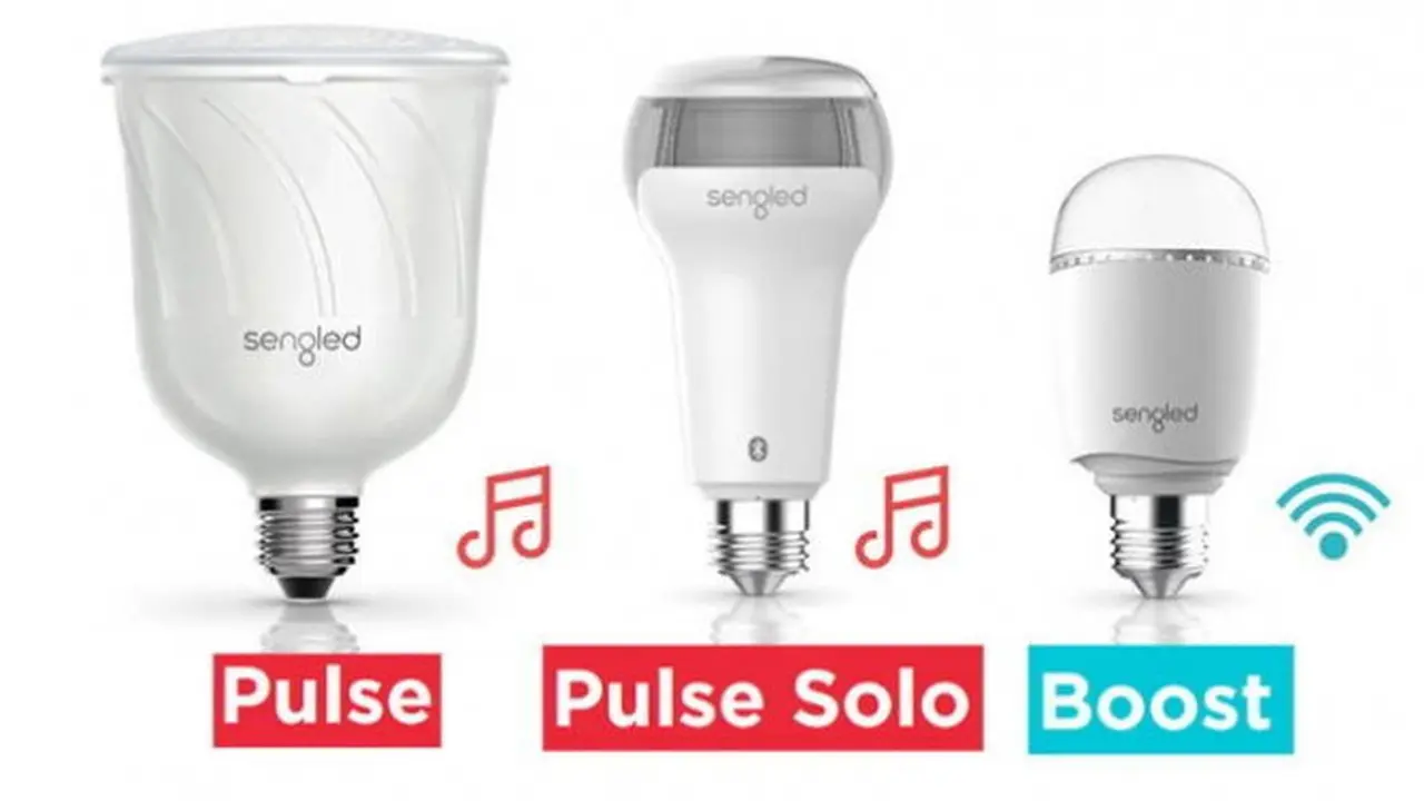 Keren, Bohlam Dilengkapi Speaker dan WiFi Repeater