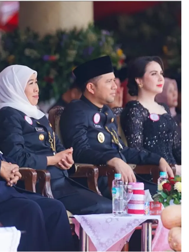 6 Potret Arumi Bachsin di HUT ke-80 Jatim, Perlihatkan Kantor Baru Emil Dardak