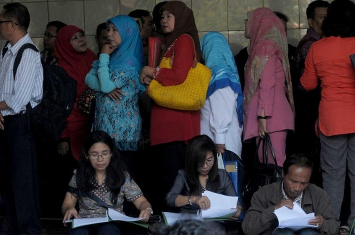 Seleksi CPNS, ratusan guru bantu DKI padati Gedung Nyi Ageng Serang