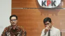 Wakil Ketua KPK Laode Muhammad Syarif bersama Juru Bicara KPK Febri Diansyah memberi keterangan terkait dugaan gratifikasi proyek pemasangan tower BTS telekomunikasi Bupati Mojokerto, Mustofa Kamal Pasa, Jakarta, Senin (30/4/). (Merdeka.com/Dwi Narwoko)