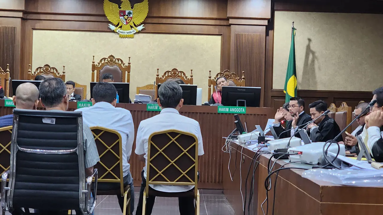 PT Timah rupanya bukan lagi menjadi bagian dari Badan Usaha Milik Negara (BUMN). Hal tersebut diungkapkan eks Direktur Utama PT Timah Mochtar Riza Pahlevi Tabrani saat menjadi saksi dalam persidangan kasus dugaan korupsi timah.