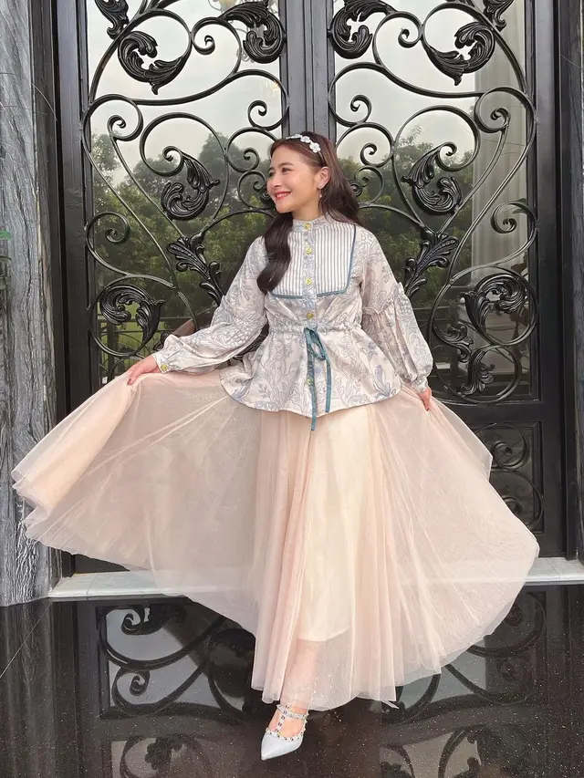 Prilly Latuconsina (Instagram/prillylatuconsina96)