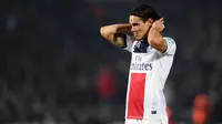 Pelatih PSG Tegaskan Cavani Tidak ke MU