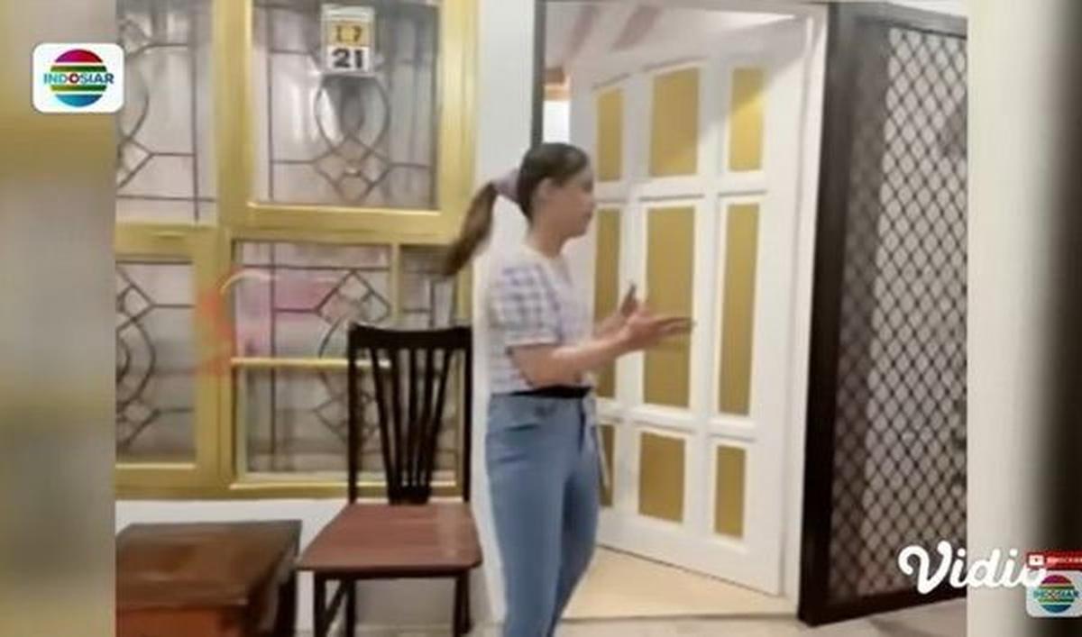 Potret sudut rumah Putri Isnari