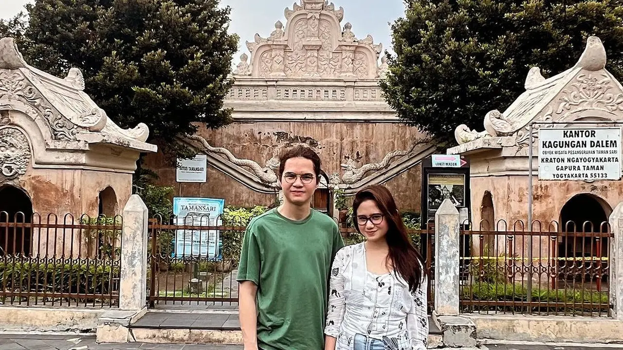 Tissa Biani dan Dul Jaelani