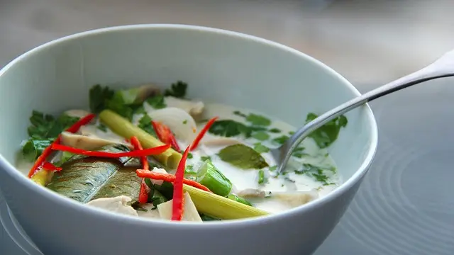 Tom kha gai