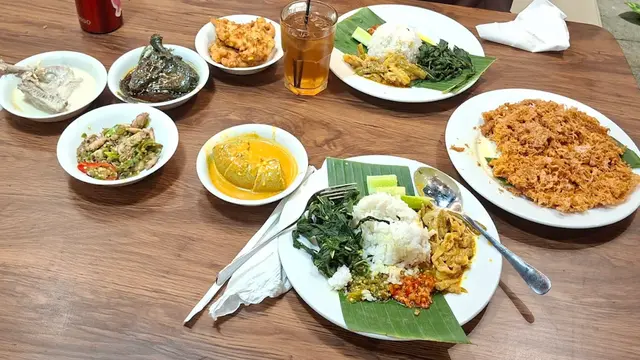 Rekomendasi Tempat Makan Nasi Kapau di Jakarta (Foto: Google Maps/Azimil Alam)