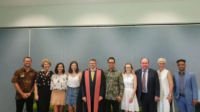 Claudia Sophie Petrin, lulusan SMA Anglican Macarthur menjadi yang terbaik di bidang Bahasa Indonesia kategori Ekstensi se-New South Wales (NSW), Australia (KJRI Sydney)