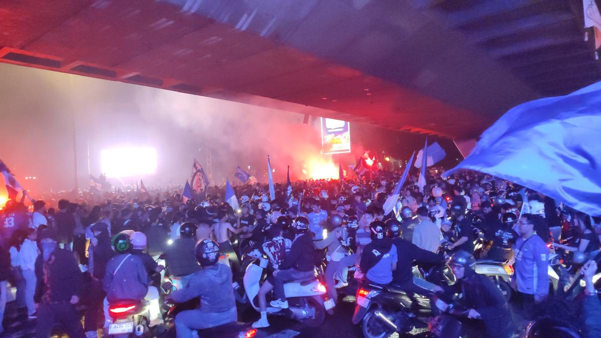 Meriahnya Suasana di Kota Bandung Usai Persib Resmi Jadi Juara