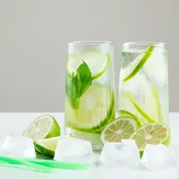 Ilustrasi es lemon segar penurun kolesterol | copyright freepik.com/8photo