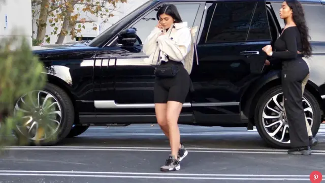 [Bintang] Kylie Jenner