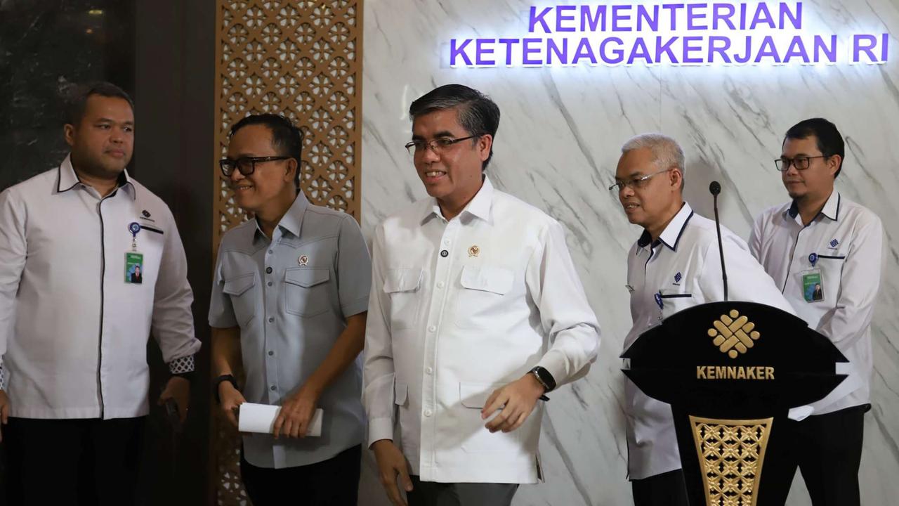 Menaker Terbirtkan SE Baru, Perusahaan Dilarang Batasi Usia dan Hapus Syarat Good Looking Bagi Pelamar Kerja