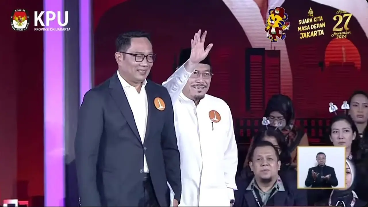 Pasangan calon gubernur dan calon wakil gubernur nomor urut 1 Ridwan Kamil-Suswono saat debat terakhir atau debat ketiga Pilkada Jakarta 2024.