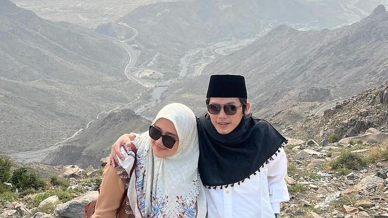 Sempat Bingung Mau Nikah dengan Siapa, Begini Perjalanan Cinta Gus Iqdam dan Ning Nila