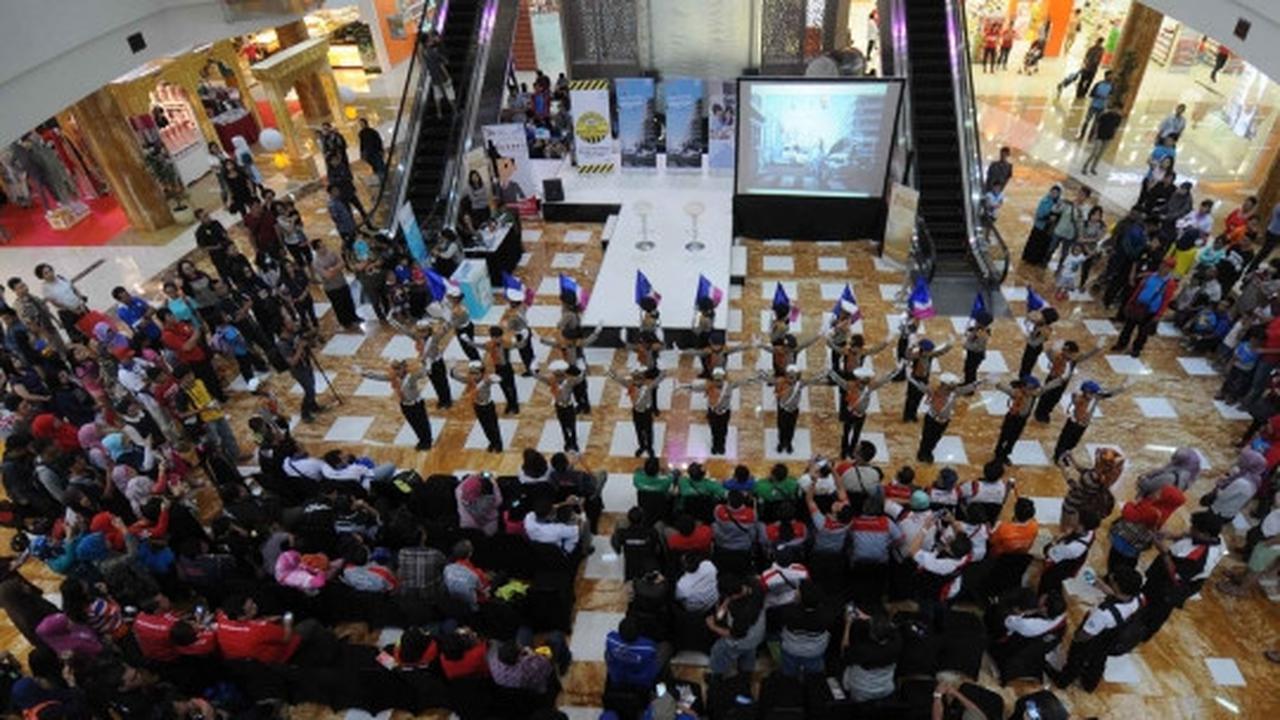 Kemeriahan Garda Oto Holiday Freestival di Mal Bintaro