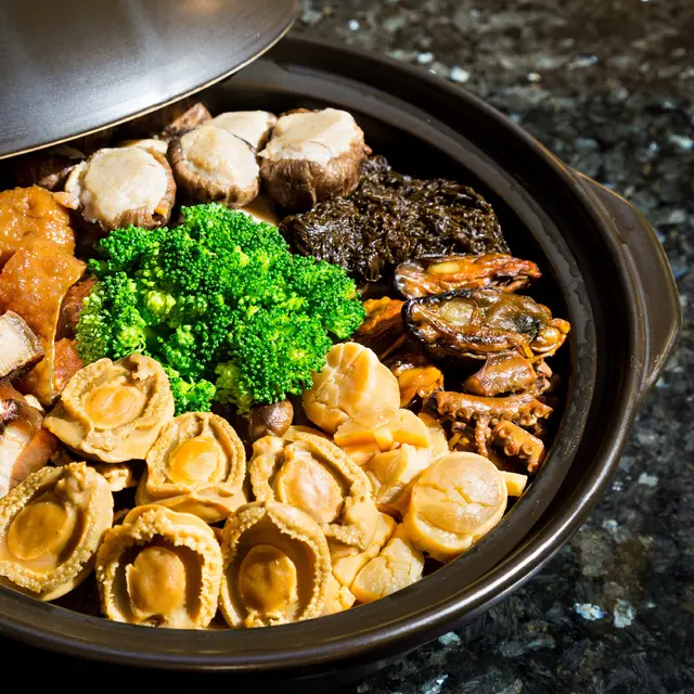 Merayakan Tradisi Tahun Baru Imlek Bersama Keluarga di Gran Melia