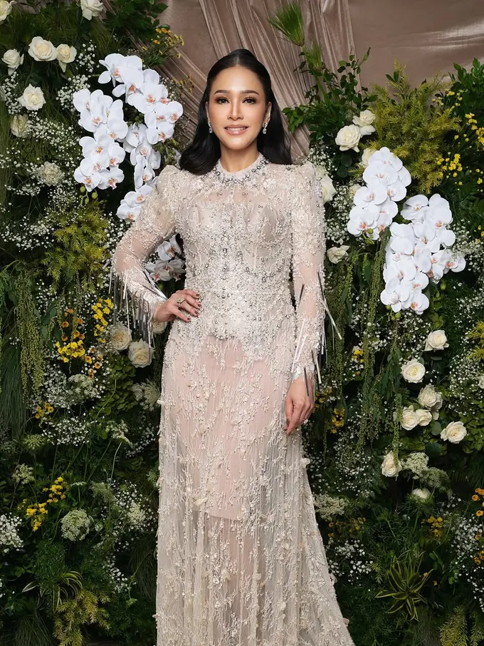 Dirias MUA Dean, Forever Young Makeup ala Maia Estianty yang Kembali Menarik Perhatian