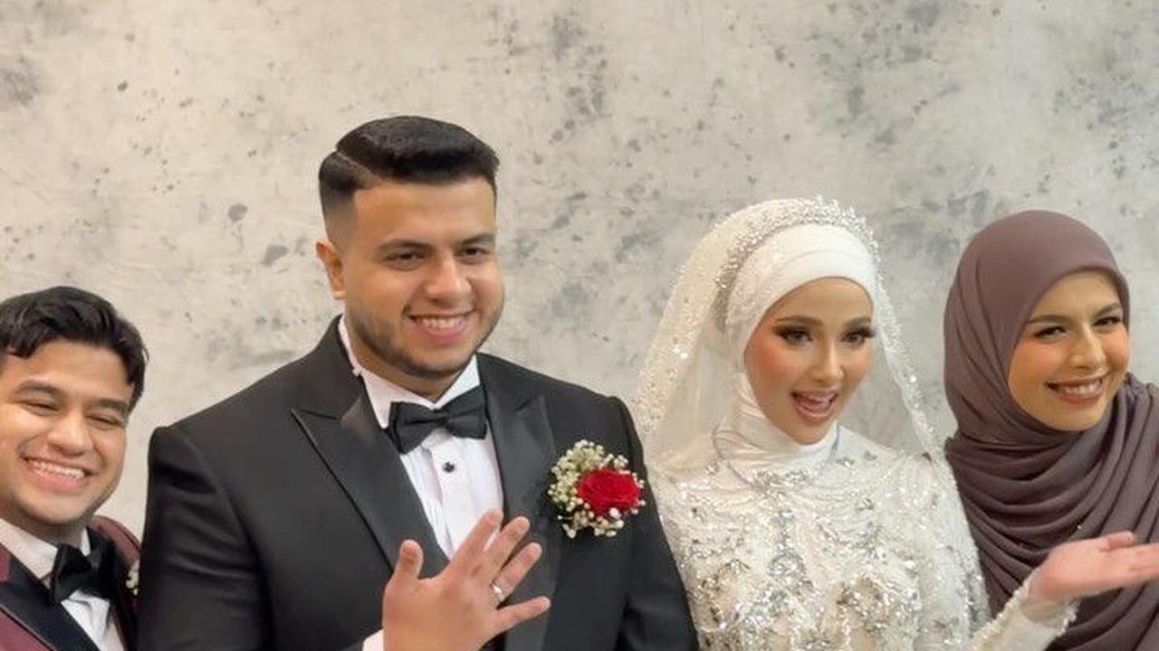 Sah Jadi Suami Istri, Intip Momen Pernikahan Yislam Kakak Fadil Jaidi dan Istrinya