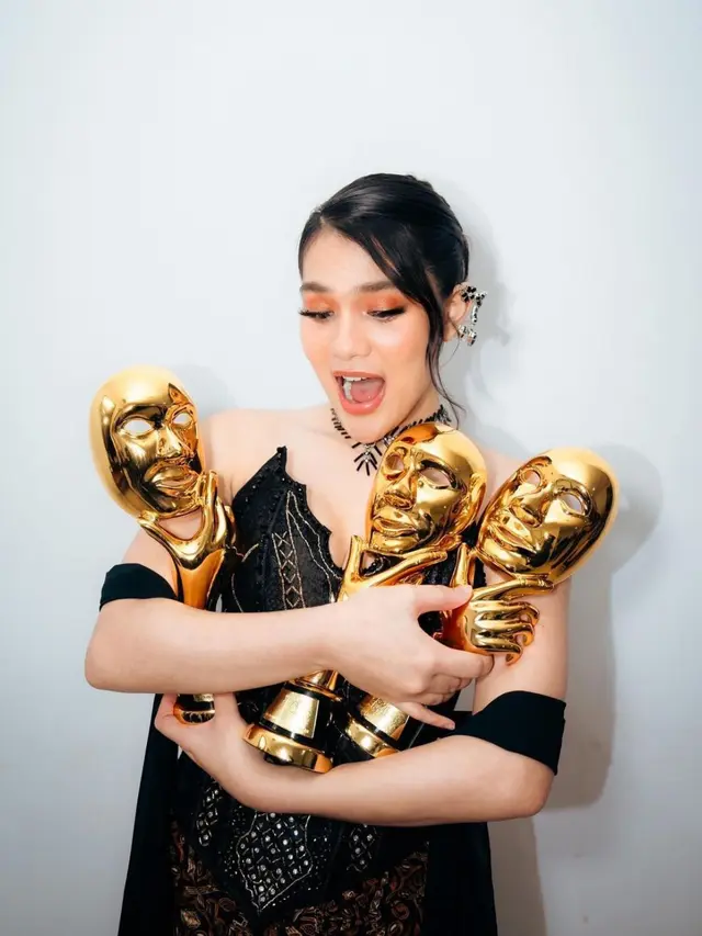 Davina Karamoy Raih 3 Penghargaan di IMA Awards 2024 (Instagram/@davinaakaramoy)