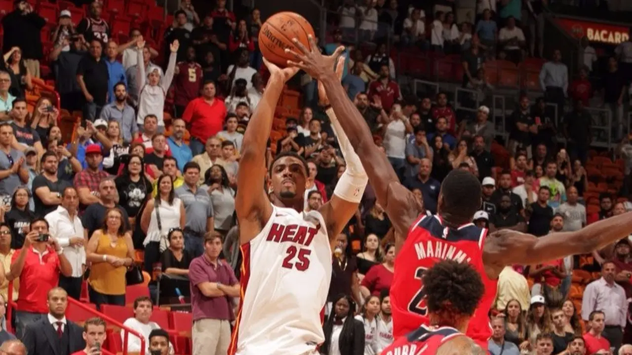 Power forward Miami Heat, Jordan Mickey.