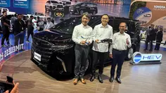 Toyota Gandeng Garuda Indonesia, Alphard Hybrid EV Jadi Mobil Antar-Jemput Bandara