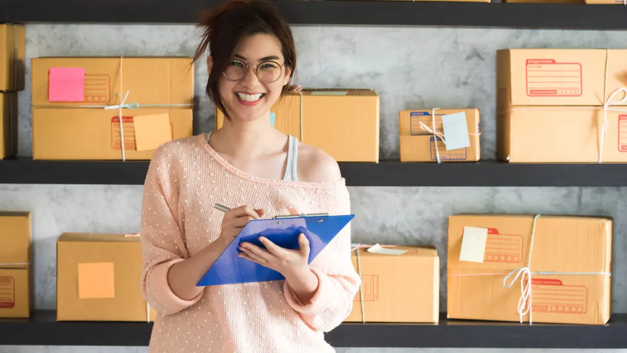 Atur Ulang Strategi di Tengah Ekonomi Global yang Tak Tentu, Siapa e-Commerce Favorit Penjual?