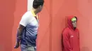 Aksi Aris perenang Indonesia yang berhasil meraih medali perak di nomor 100 meter gaya dada klasifikasi SB7 pada Asian Para Games 2018, Gelora Bung Karno Jakarta, Senin (8/10/2018).  (Bola.com/Peksi Cahyo)