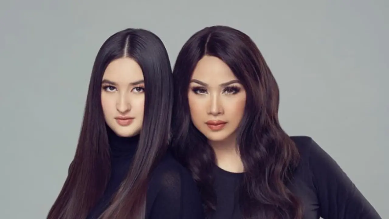 [Fimela] Titi DJ dan Stephanie Poetri