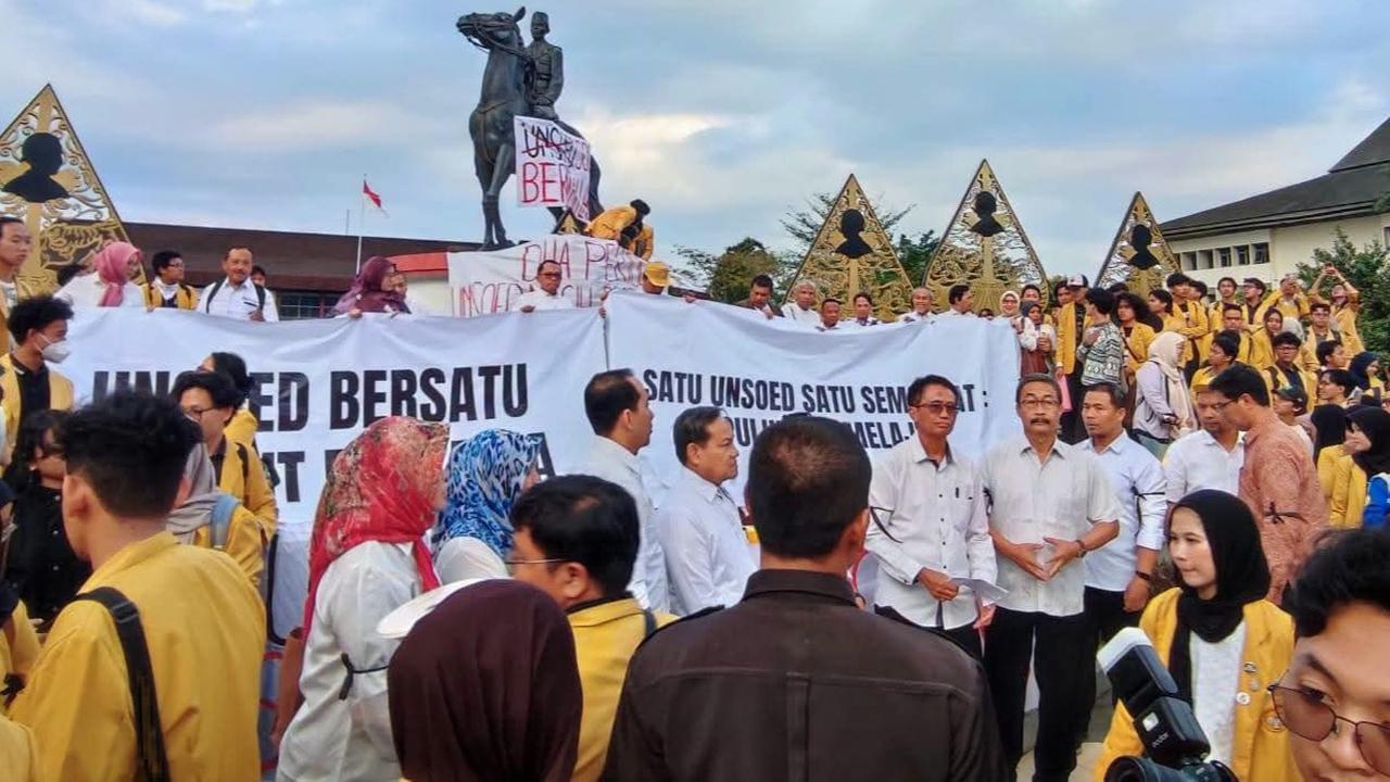 Mahasiswa Unsoed Demo Rektorat, Tuntut Reformasi dan Hapus Praktik Korupsi