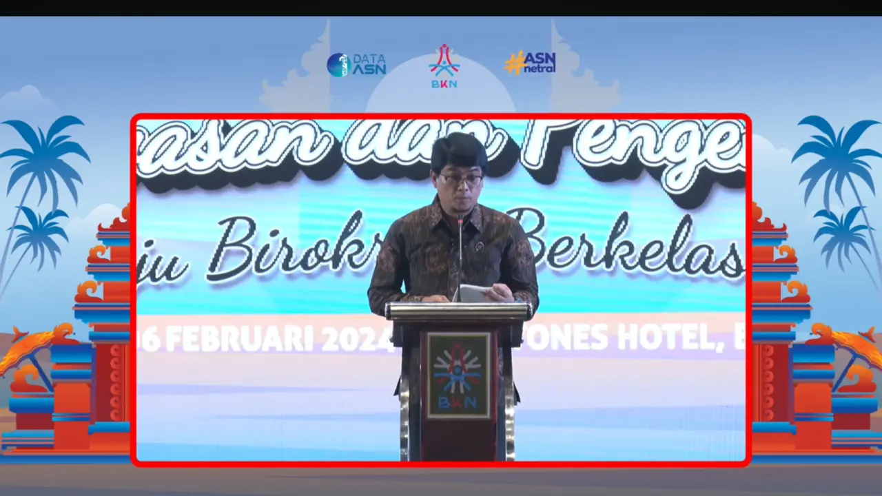 Plt. Kepala Badan Kepegawaian Negara (BKN) Haryomo Dwi Putranto, dalam Rapat Koordinasi Pengawasan dan Pengendalian, di Bali, Selasa (6/2/2024). (Tira/Liputan6.com)