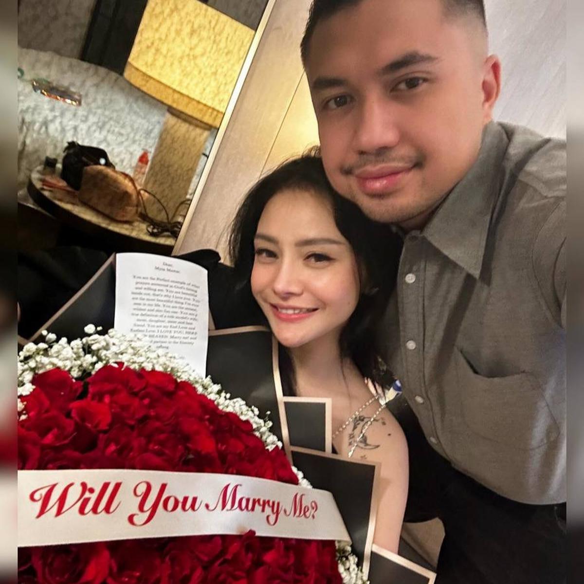 7 Potret Mawar AFI Dilamar Kekasih Lewat Dinner Romantis & Ucapan Penuh Cinta, Bahagia Banget
